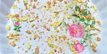 картофель с беконом, авокадо и сыром