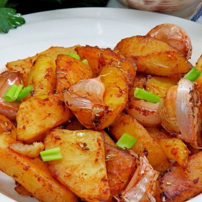 Картофель с чесноком и зеленью