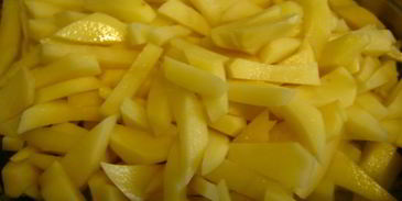 картофель с лесными грибами и луком