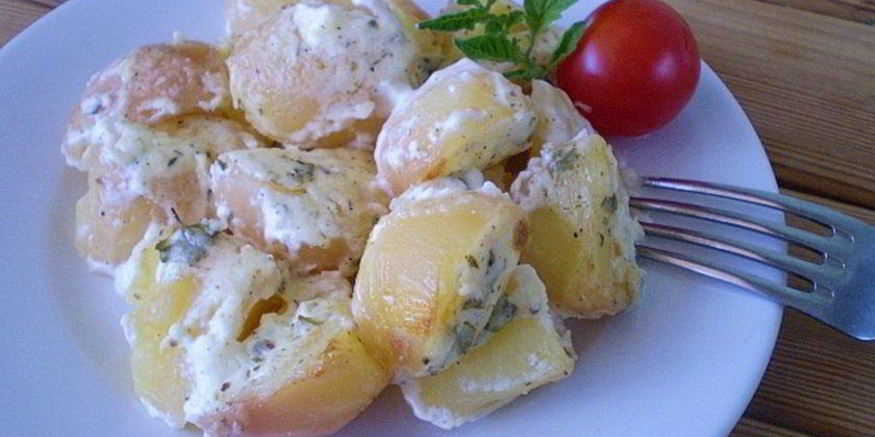 Рецепт картофеля в духовке под соусом