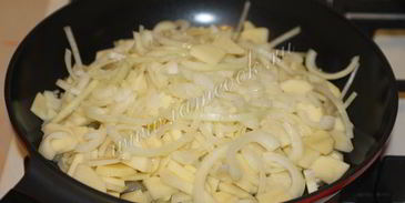 картофель жареный с луком