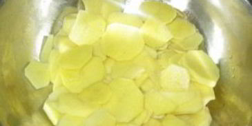 картошка со свининой и сыром в духовке