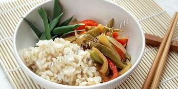 рис с ананасом и овощами