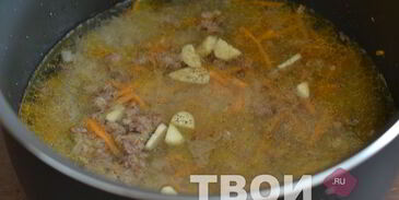 рис с фаршем в мультиварке