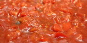 рис с куриным фаршем и помидорами