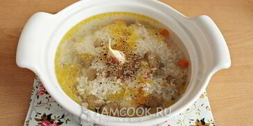 рис с мясом в горшочках в духовке