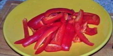 жареная картошка с болгарским перцем