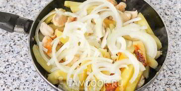 жареная картошка с курицей