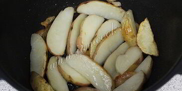 жареная картошка в мультиварке