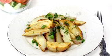 жареная картошка в мультиварке