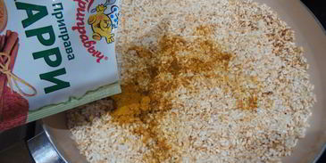 жареный рис с карри