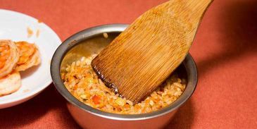 жареный рис с креветками