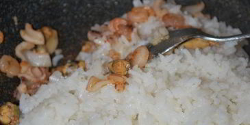 жареный рис с морепродуктами