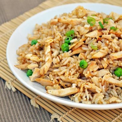 Жареный рис с овощами по-китайски