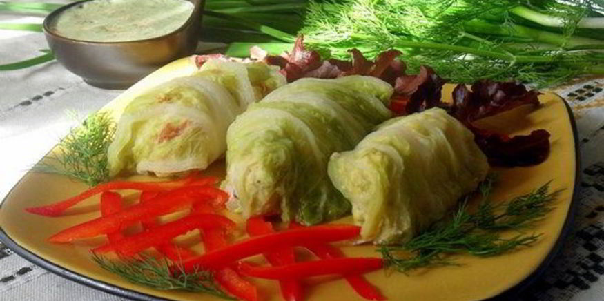 Рецепт голубцов на листьях пекинской капусты