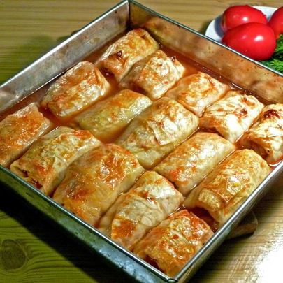 Голубцы в духовке в томатном соусе