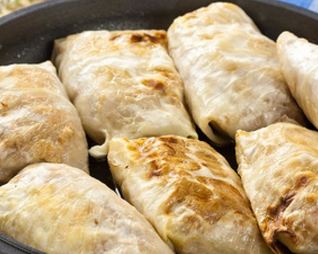 Мясные голубцы с перловкой