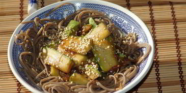 гречневая лапша соба с кабачками