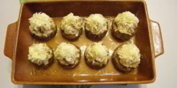 фаршированные шампиньоны в духовке с сыром