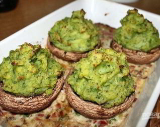 Фаршированные шампиньоны в сметане