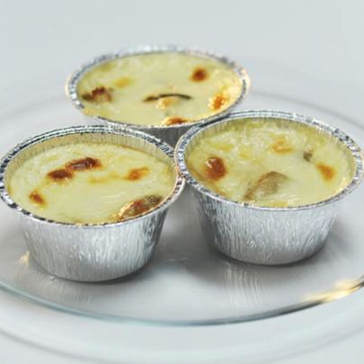 Грибы под сырным кастардом