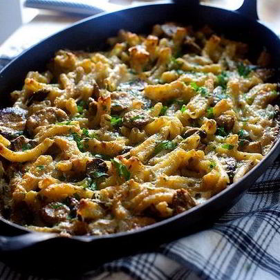 Грибы, запеченные с макаронами