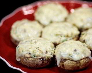 Шампиньоны с курицей и сыром фета