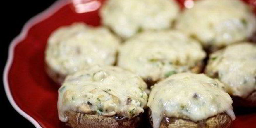 Рецепт шампиньонов с курицей и сыром фета