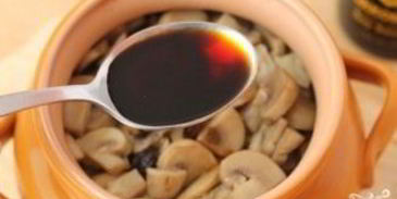 шампиньоны в горшочках