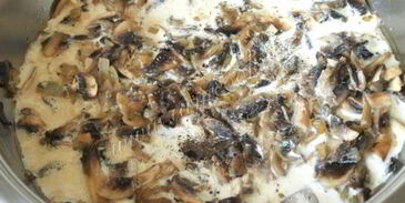 шампиньоны в сливочном соусе