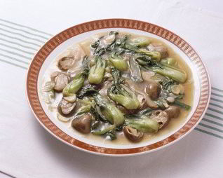 Жареные грибы с пак-чоем