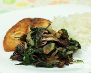 Жареные грибы со шпинатом