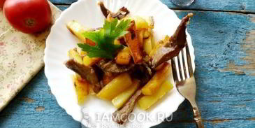 жареные грузди с картошкой