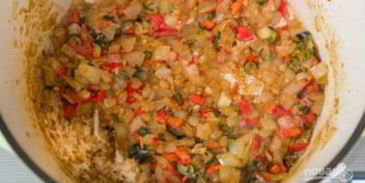 гуляш из говядины и кислой капусты