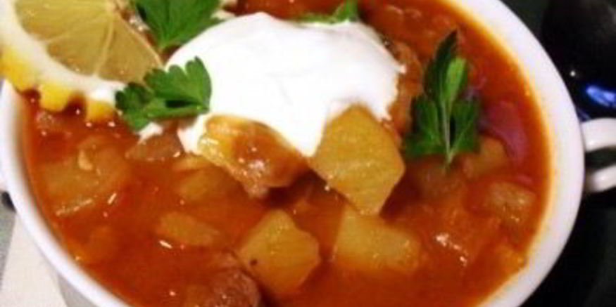 Рецепт гуляша из говядины с картошкой