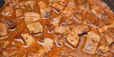 гуляш из говядины в мультиварке