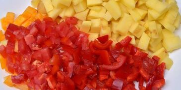 гуляш из говядины в мультиварке