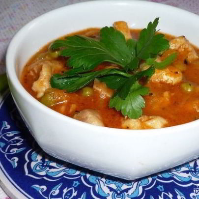 Гуляш из курицы с подливкой