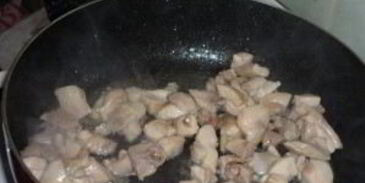 гуляш из курицы с подливкой