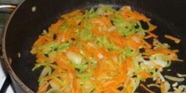 гуляш из курицы с подливкой