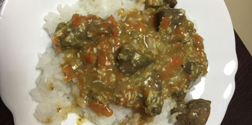 Рецепт гуляша из печени с сыром