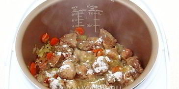 гуляш из свинины по-мадьярски в мультиварке