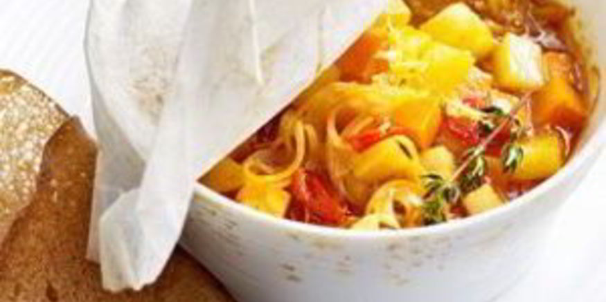 Рецепт гуляша из тушеного картофеля с хрустящим ржаным хлебом