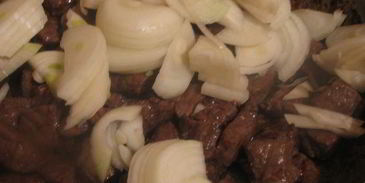 гуляш пикантный