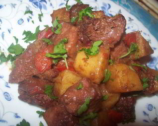 Гуляш по-немецки с перцем