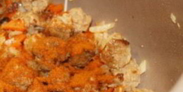 гуляш соевый с помидорами