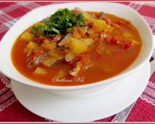 Постный суп-гуляш с грибами по-венгерски