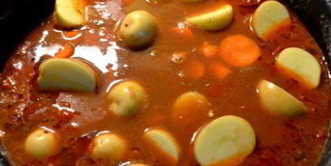 праздничный гуляш