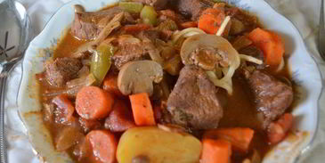 праздничный гуляш