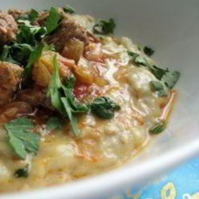 Пюре из баклажанов с гуляшом из мяса